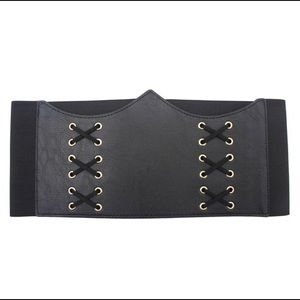 New black stretch waist belt with lace up design